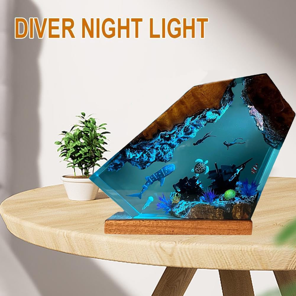 Resin Ocean Lamp, Epoxy Resin Bedside Lamp, Ocean Lamp, Ocean Themed Perspective Painting, Diver Night Light, Men'S Office Decoration, Bedroom Decoration (6 * 4In)